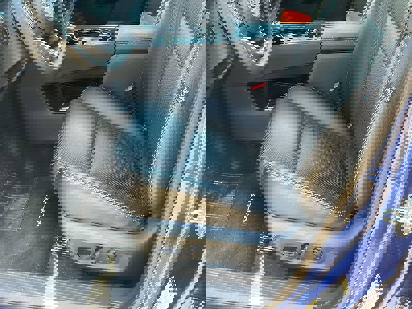 Used 2022 Nissan Rogue SV image 12