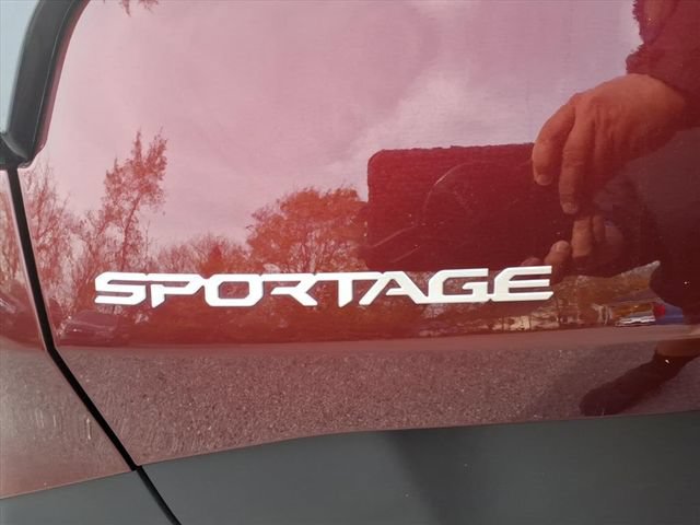 Used 2023 Kia Sportage X-Line w/ X-Line Premium Package AWD/4WD image 7