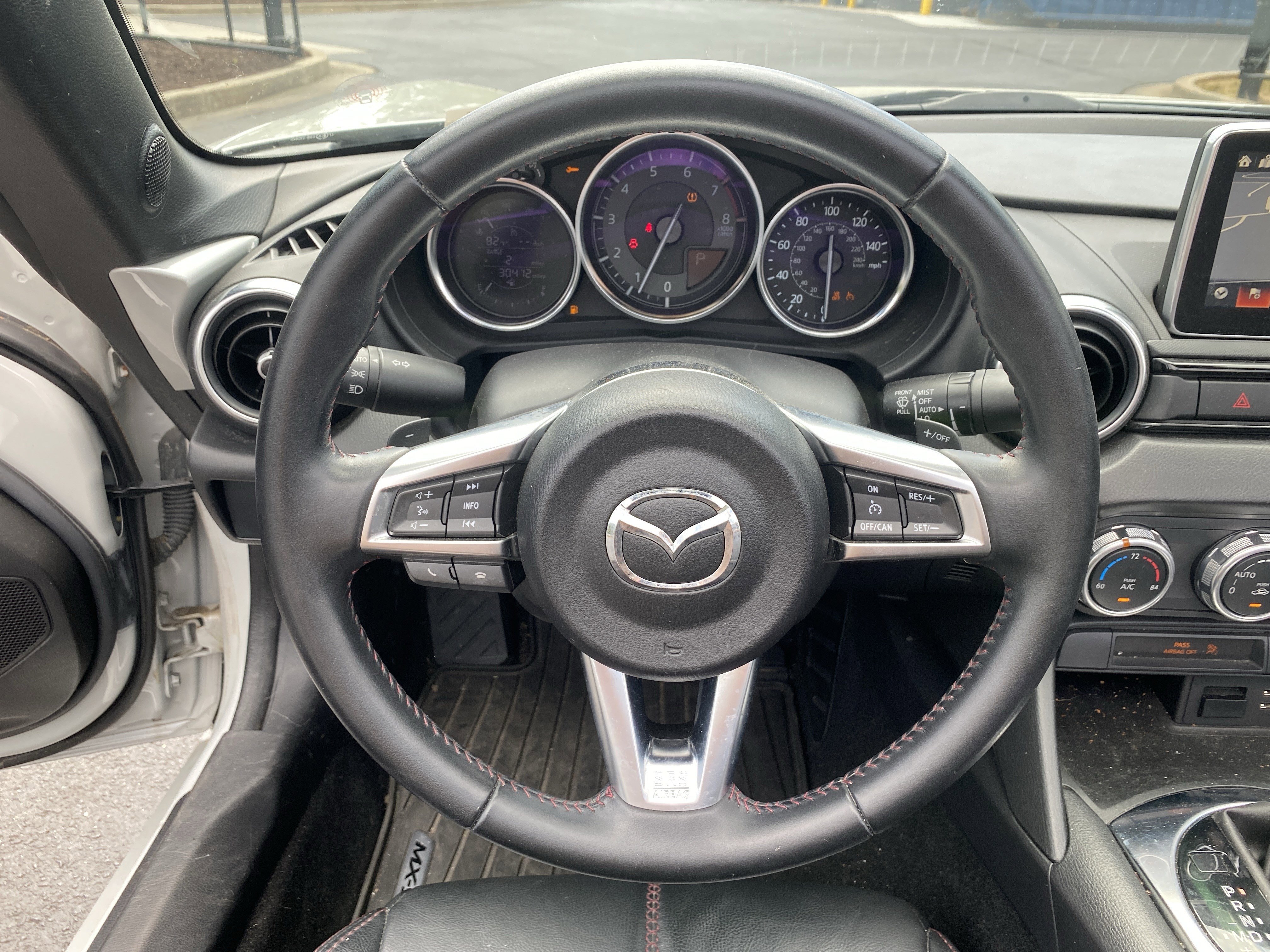 Used 2016 MAZDA MX-5 Miata Grand Touring RWD image 8
