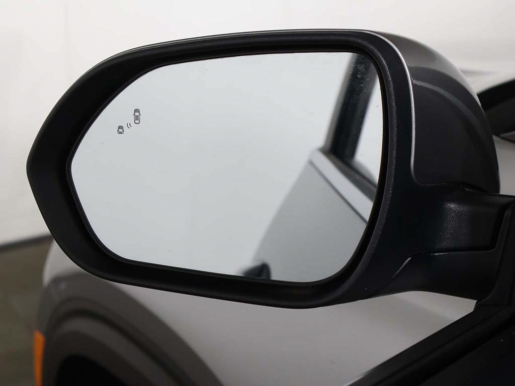 Used 2024 Kia Seltos S AWD/4WD image 31