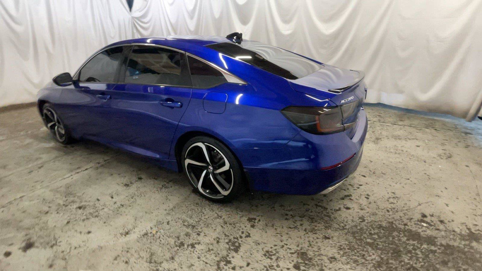 Used 2022 Honda Accord Sport image 10