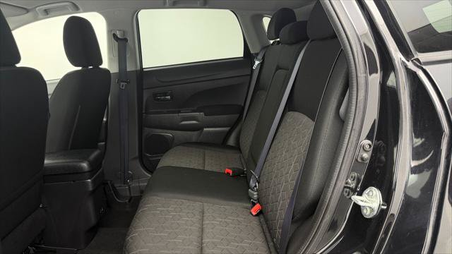 Used 2024 Mitsubishi Outlander Sport LE AWD/4WD image 17