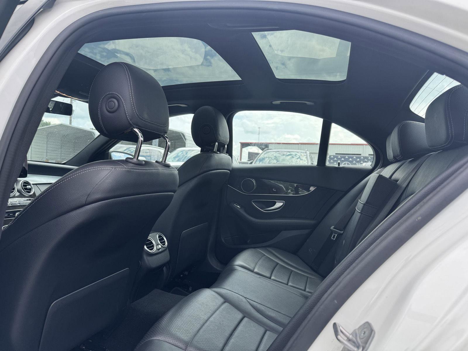 Used 2020 Mercedes-Benz C 300 Sedan image 17