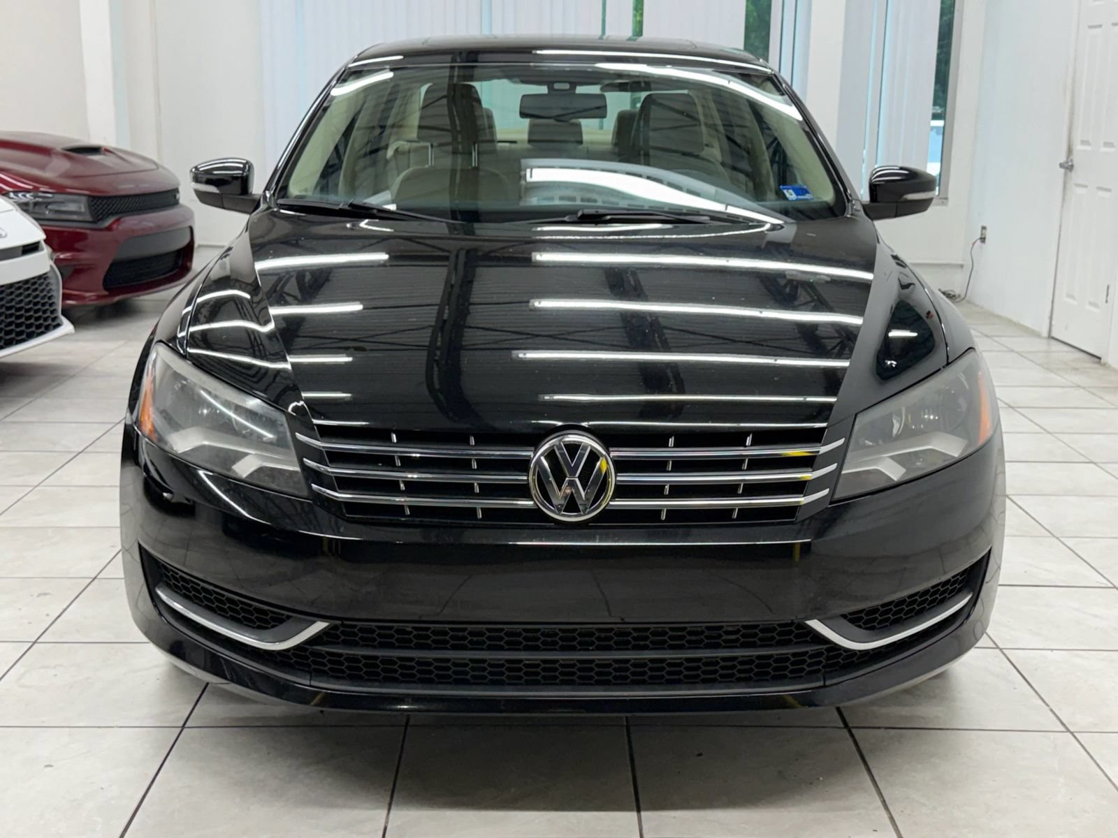 Used 2013 Volkswagen Passat TDI SE FWD image 2