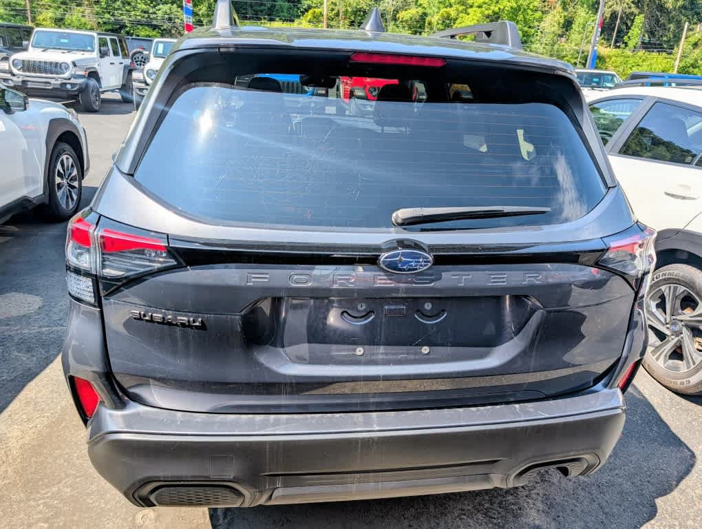 Certified 2025 Subaru Forester Premium w/ Convenience Package #2 AWD/4WD image 6