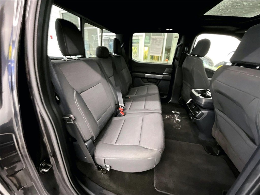 Used 2022 Ford F150 XLT w/ Equipment Group 302A High image 16