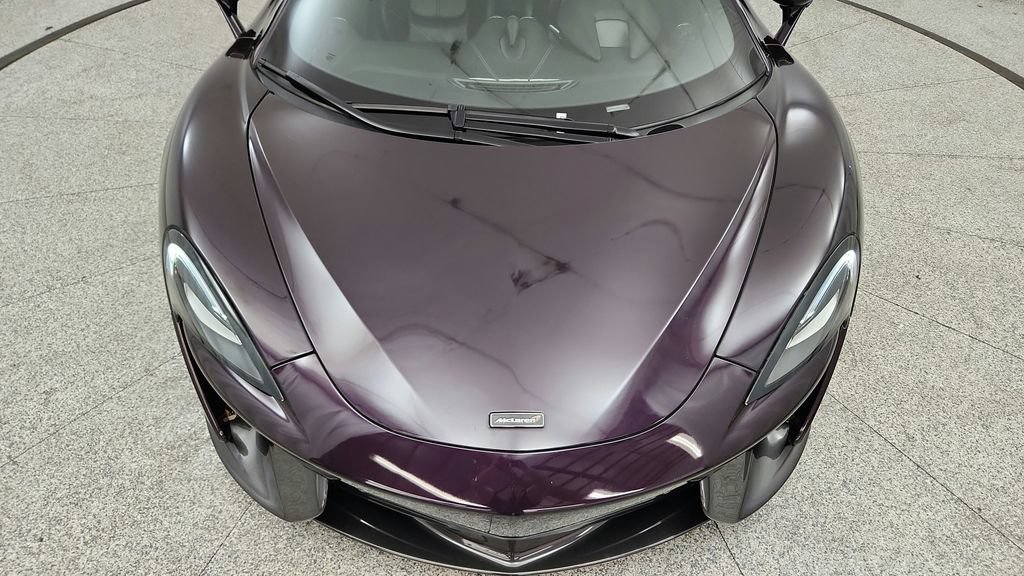 Used 2017 McLaren 570S RWD image 11