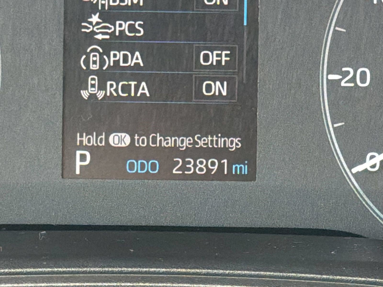 Certified 2023 Toyota Corolla Cross AWD Hybrid image 24