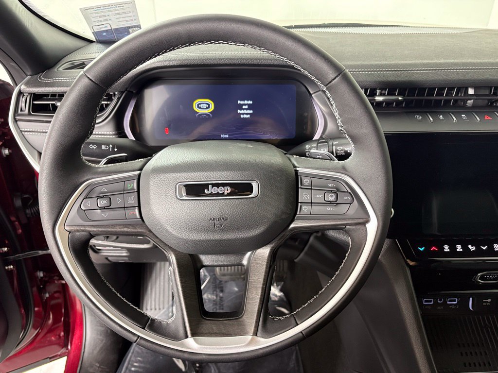 New 2026 Jeep Grand Cherokee Altitude AWD/4WD image 22