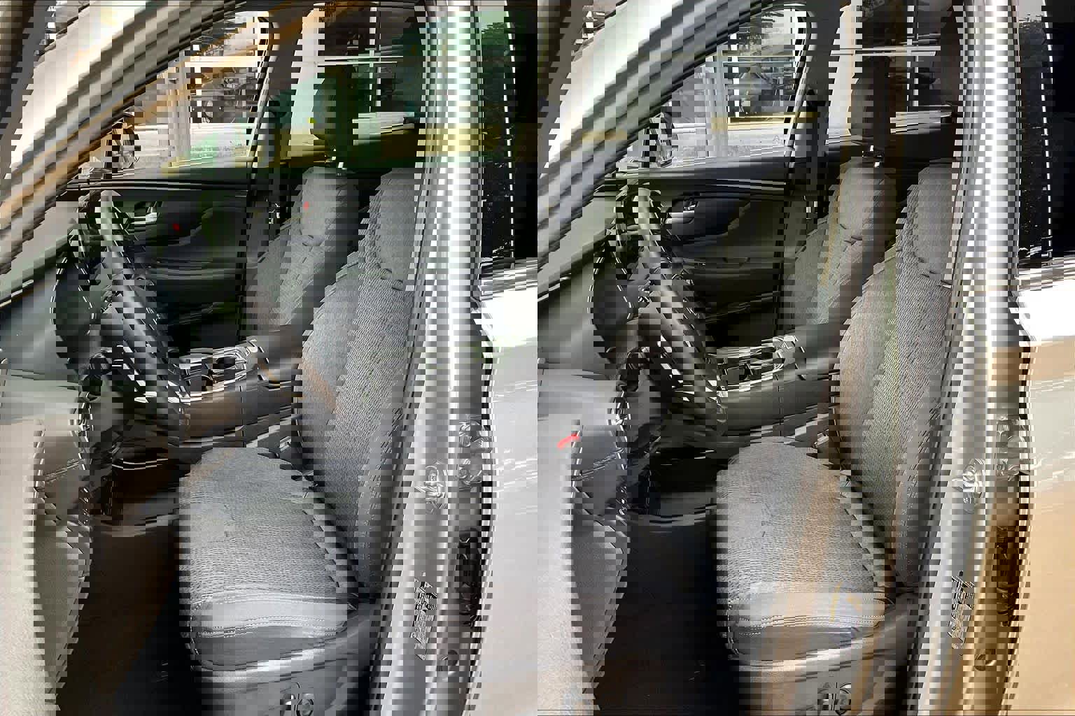 Certified 2023 Hyundai Santa Fe SEL image 7