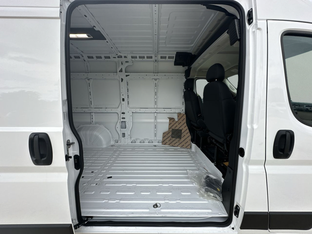 New 2026 RAM ProMaster 1500 w/ Convenience Group FWD image 33
