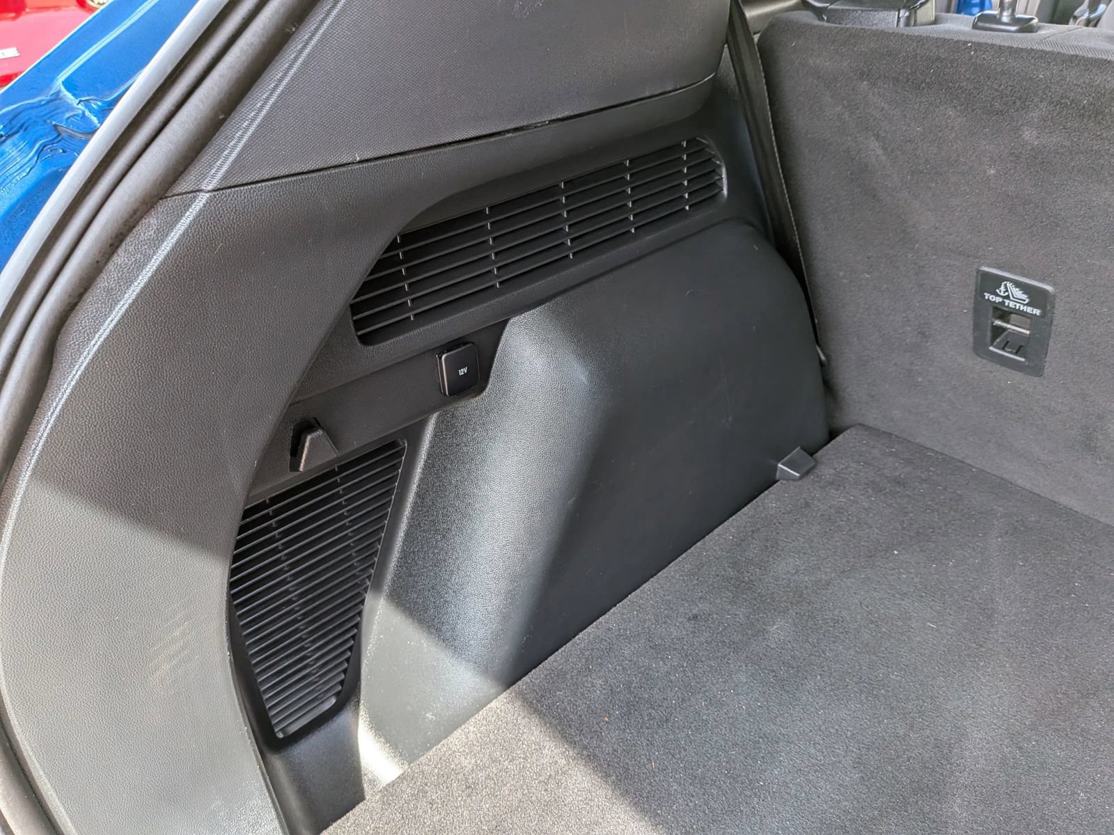 Used 2020 Ford Escape SE FWD image 30