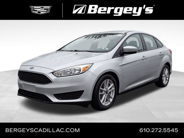 Used 2018 Ford Focus SE FWD image 1