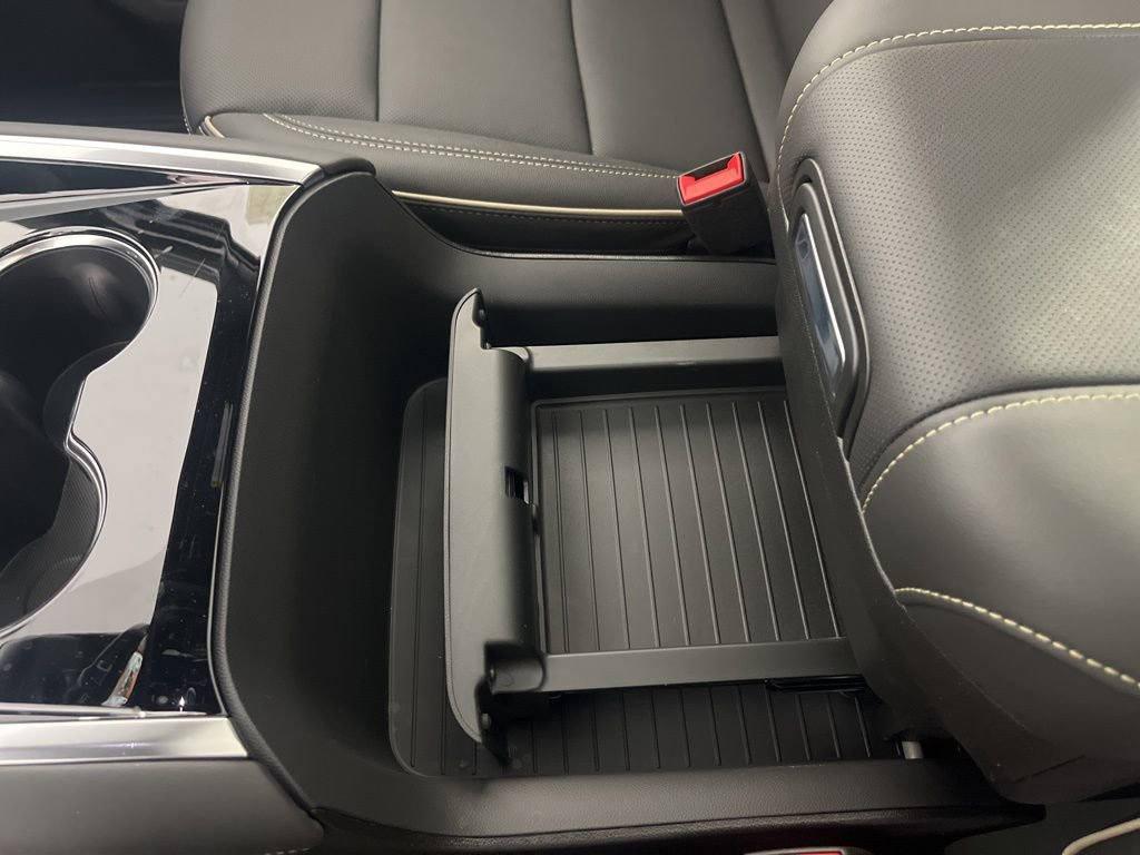 New 2026 Chevrolet Suburban Premier image 43