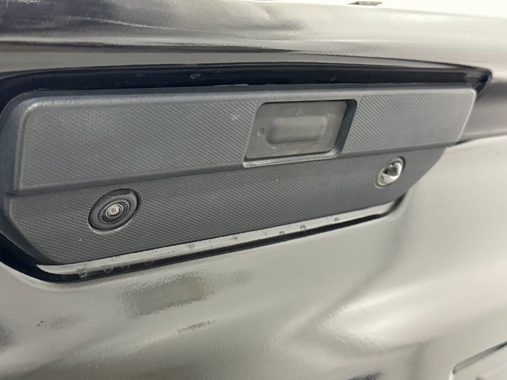 Used 2021 Chevrolet Silverado 1500 RST w/ Bed Protection Package image 27