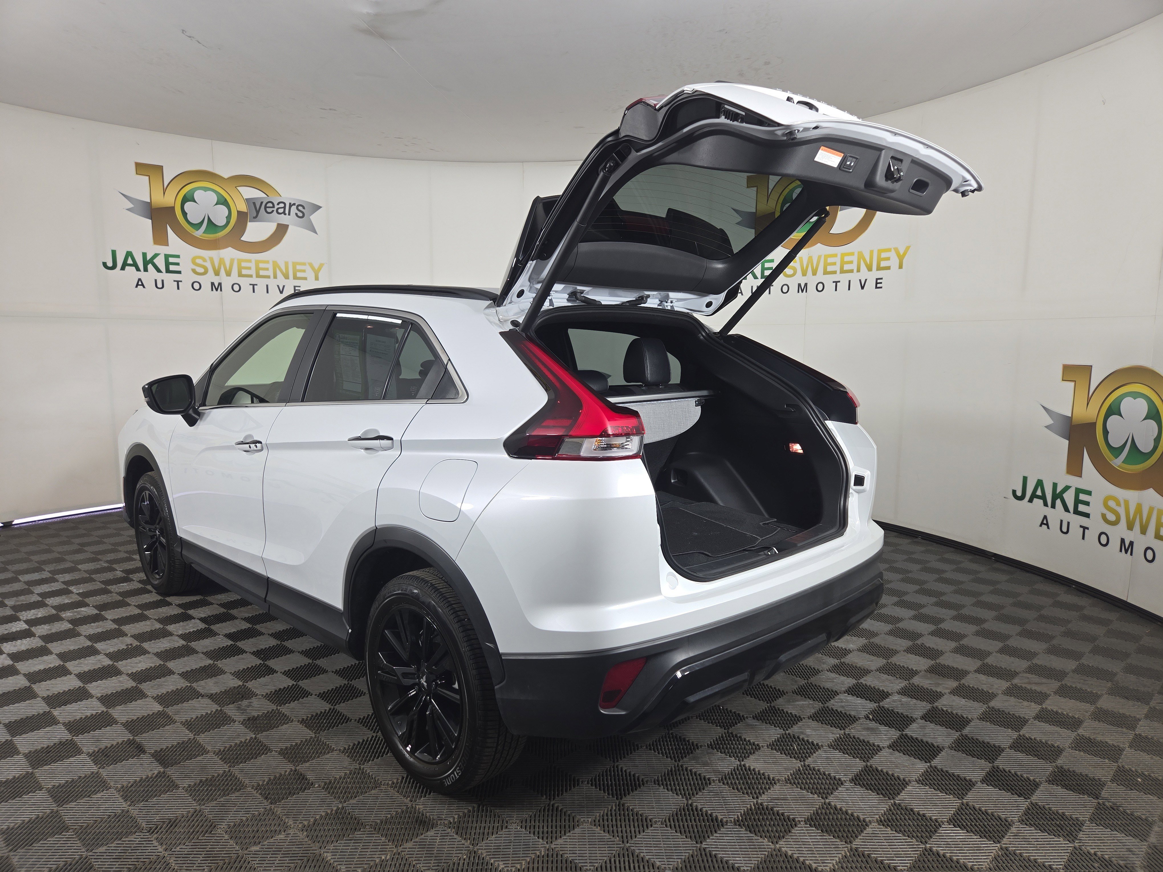 Used 2025 Mitsubishi Eclipse Cross Black Edition image 29