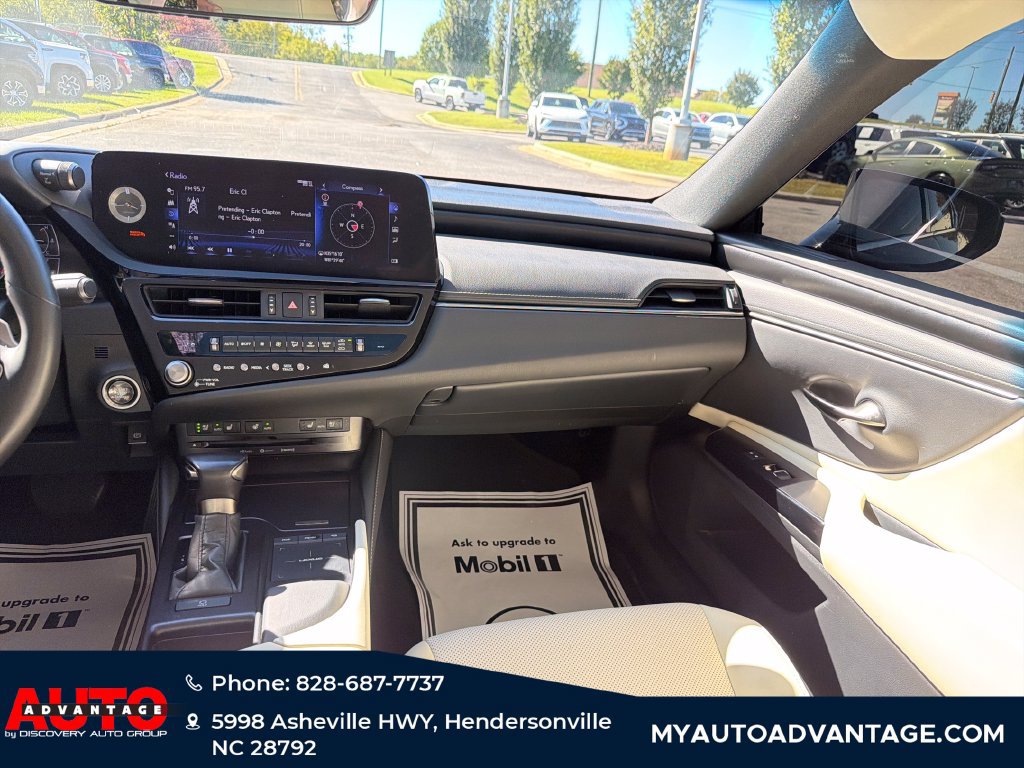 Used 2022 Lexus ES 250 w/ Premium Package AWD/4WD image 33