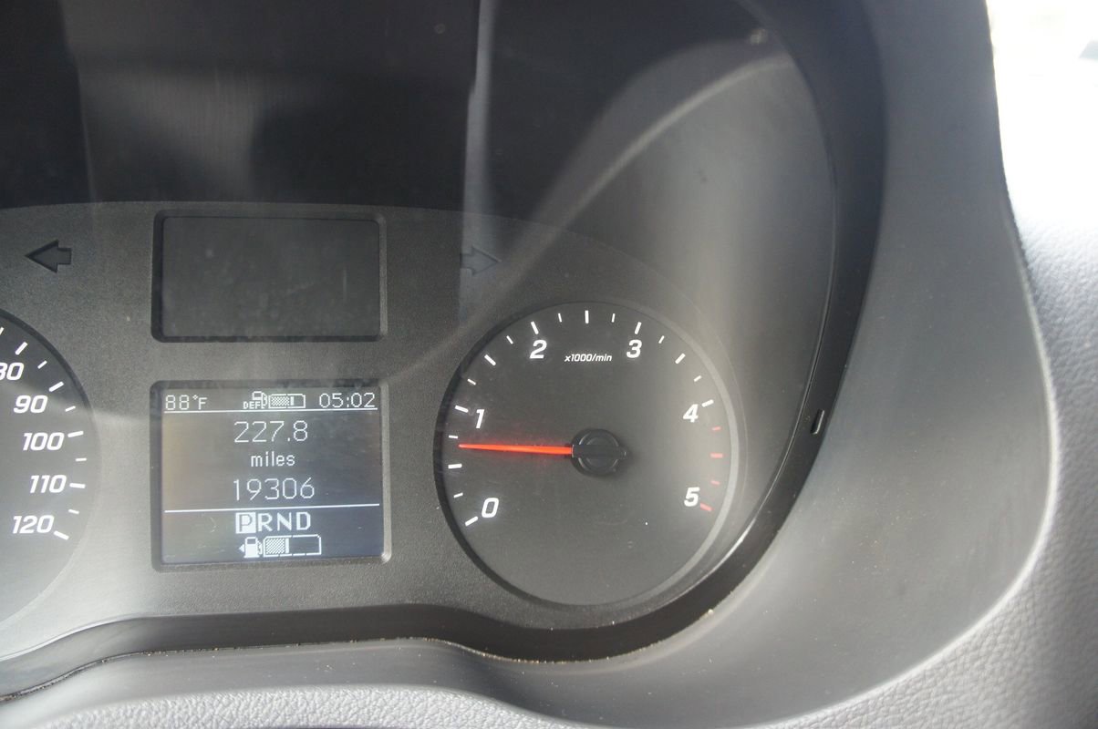 Used 2019 Mercedes-Benz Sprinter 170 image 28