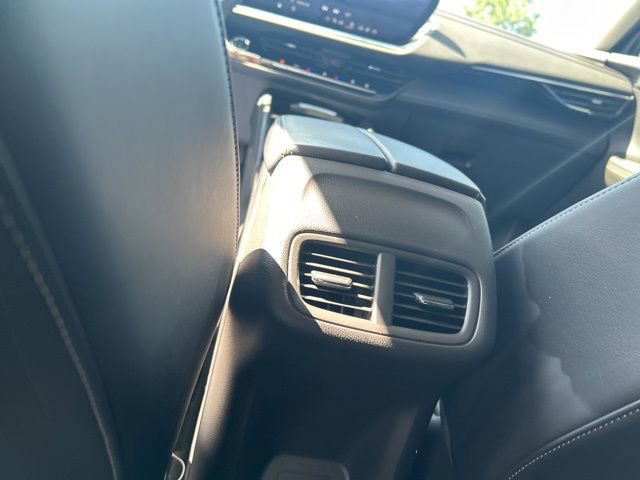 Used 2025 Buick Envision Preferred AWD/4WD image 46