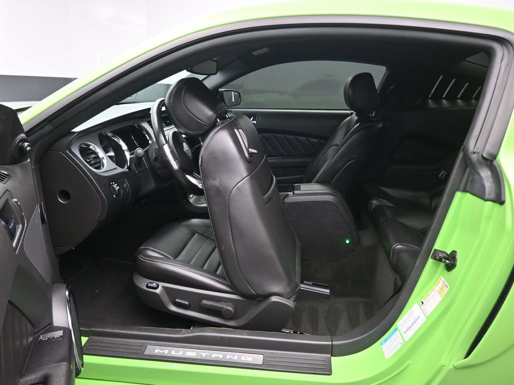 Used 2014 Ford Mustang GT Premium w/ GT Track Package RWD image 27