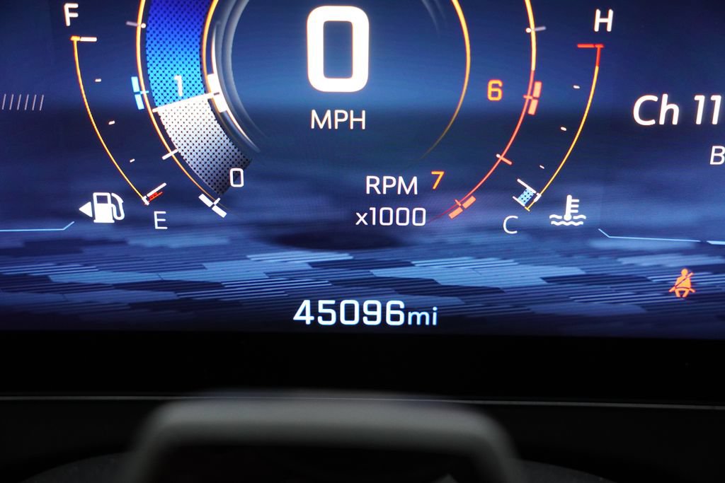 Certified 2024 Chevrolet Traverse RS FWD image 40