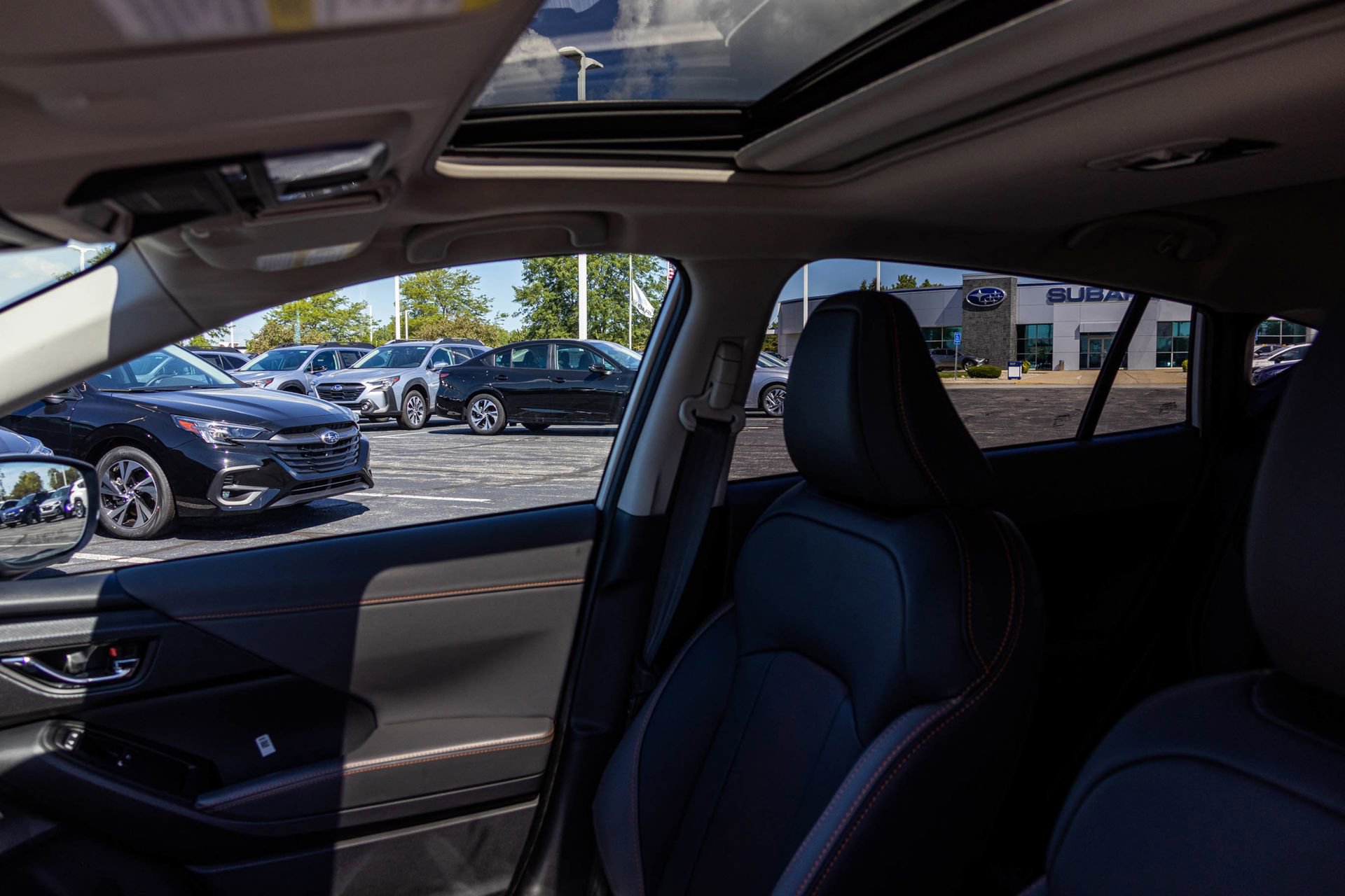 New 2025 Subaru Crosstrek 2.5i Limited w/ Crosstrek Mirror Package image 38