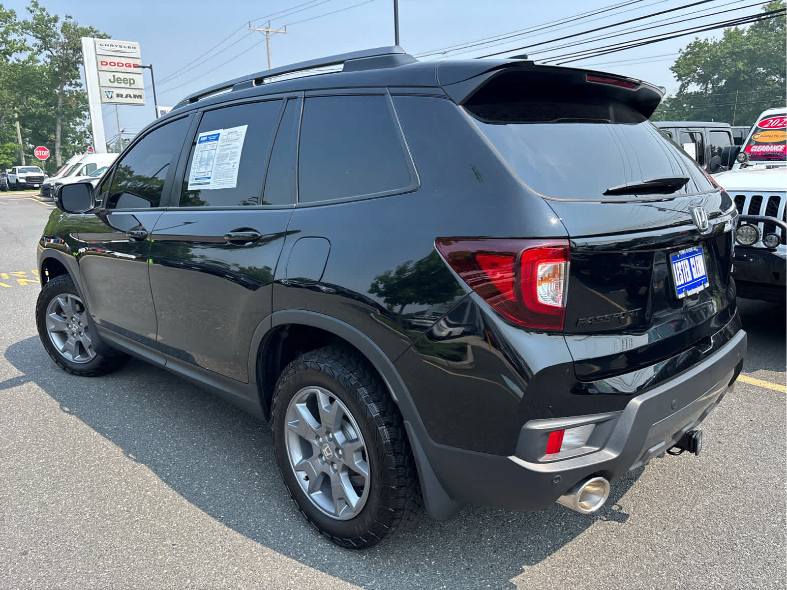 Used 2025 Honda Passport TrailSport image 36