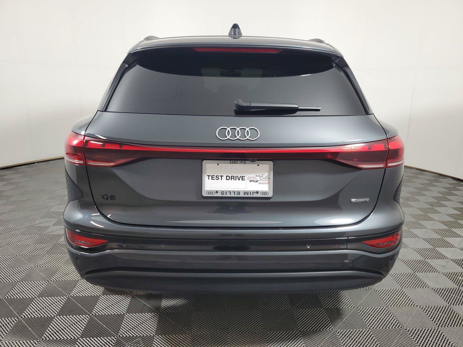Certified 2025 Audi Q6 e-tron Premium Plus w/ Premium Plus AWD/4WD image 6