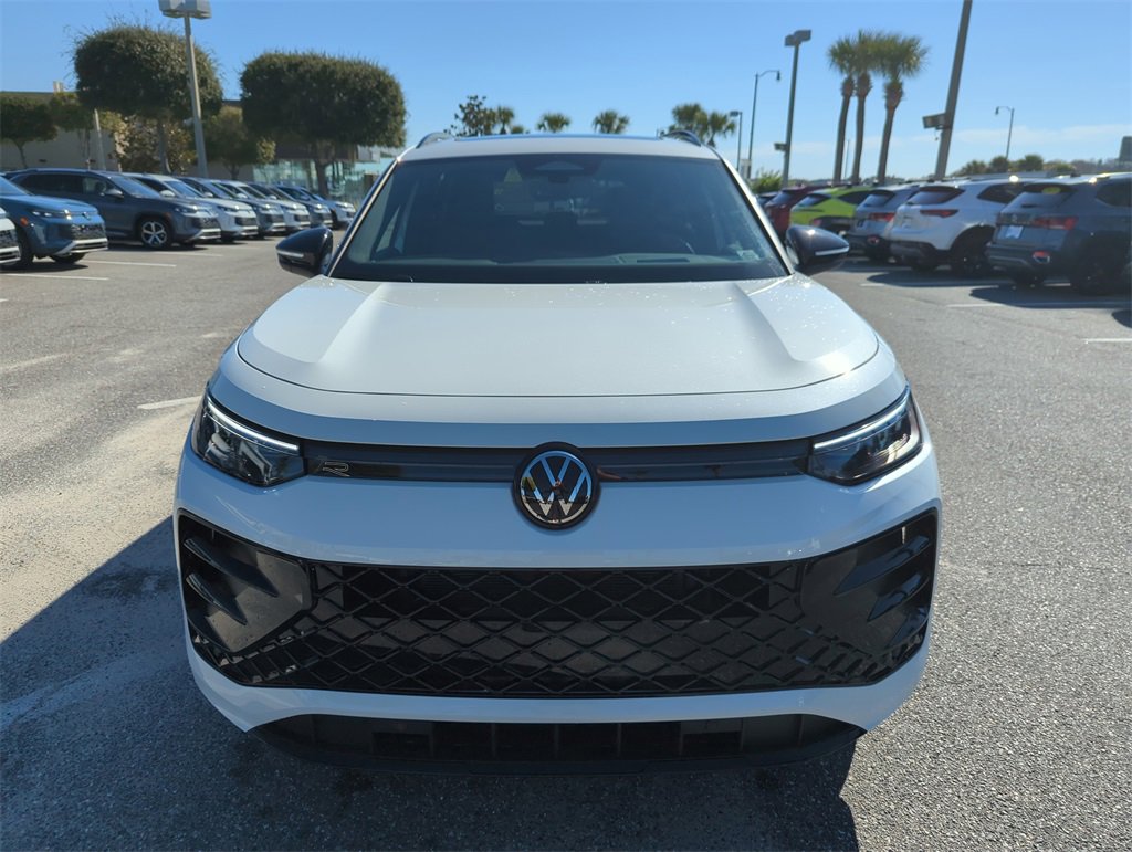 New 2026 Volkswagen Tiguan SE R-Line image 11