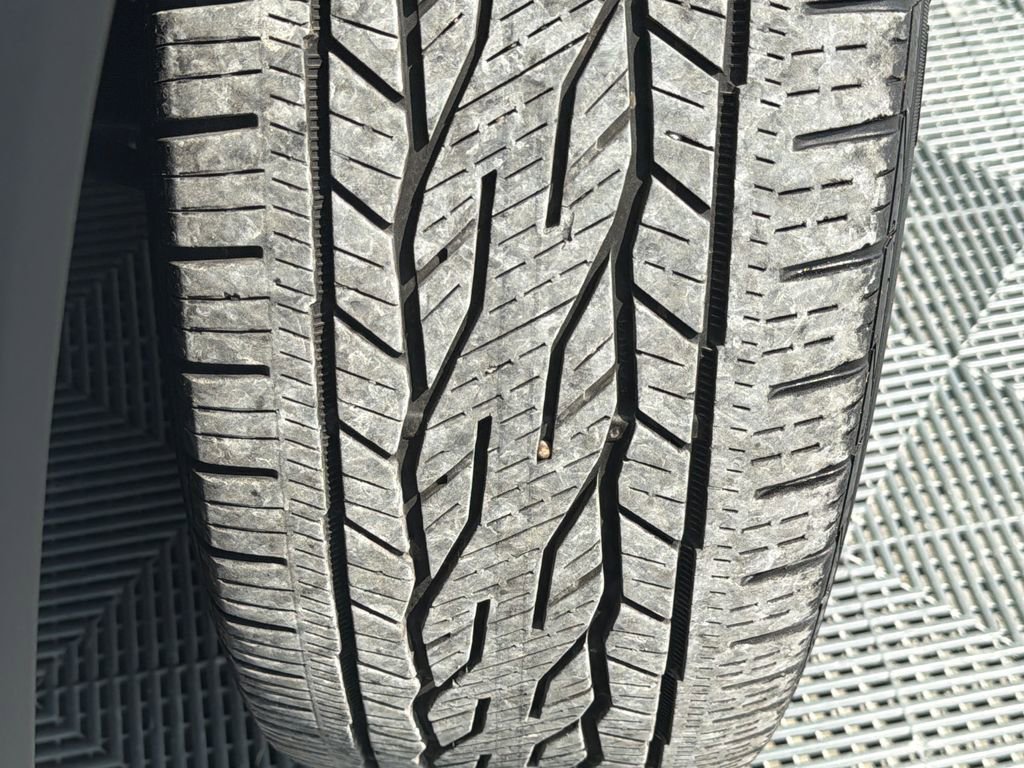 Used 2025 Buick Enclave Preferred image 23