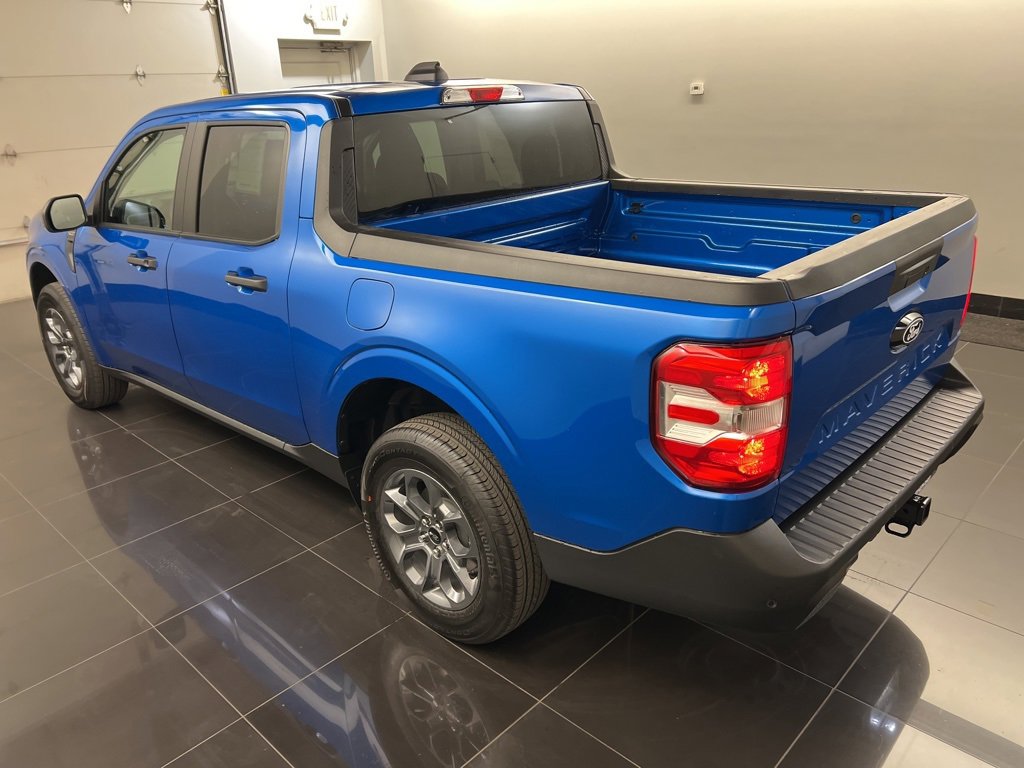 New 2025 Ford Maverick XLT w/ XLT Luxury Package image 4