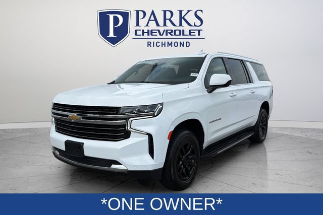 Certified 2024 Chevrolet Suburban LT RWD image 3