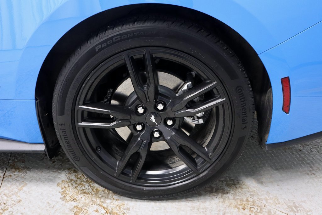 Used 2025 Ford Mustang EcoBoost image 19