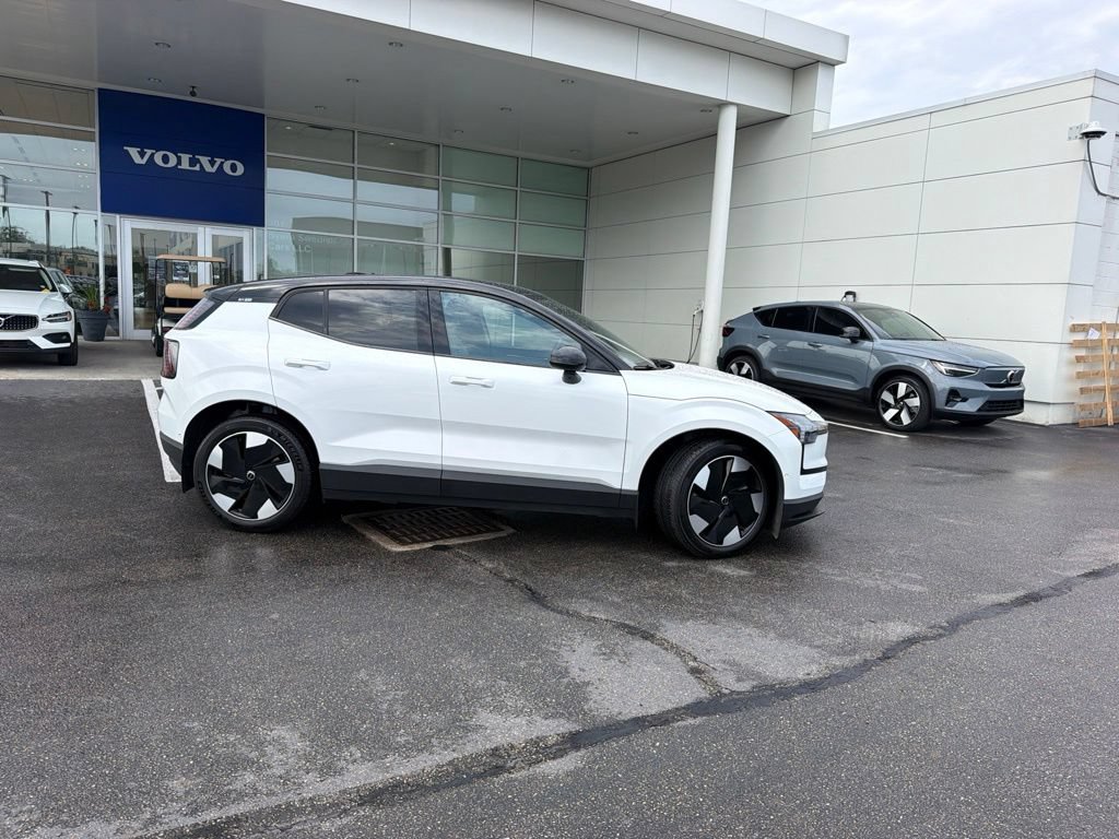Used 2025 Volvo EX30 Ultra w/ Protection Package Premier AWD/4WD image 2