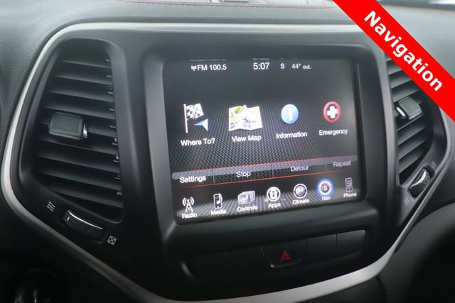 Used 2015 Jeep Cherokee Trailhawk w/ Cold Weather Group image 4