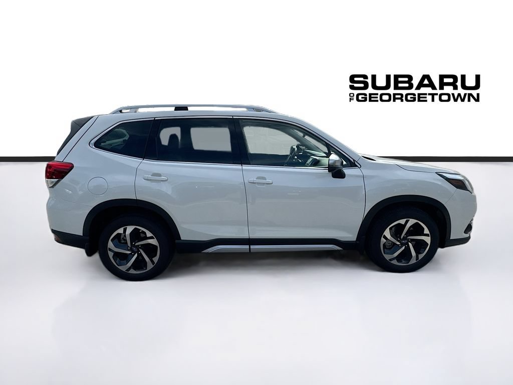 Used 2024 Subaru Forester Touring w/ POP Package 3 AWD/4WD image 8