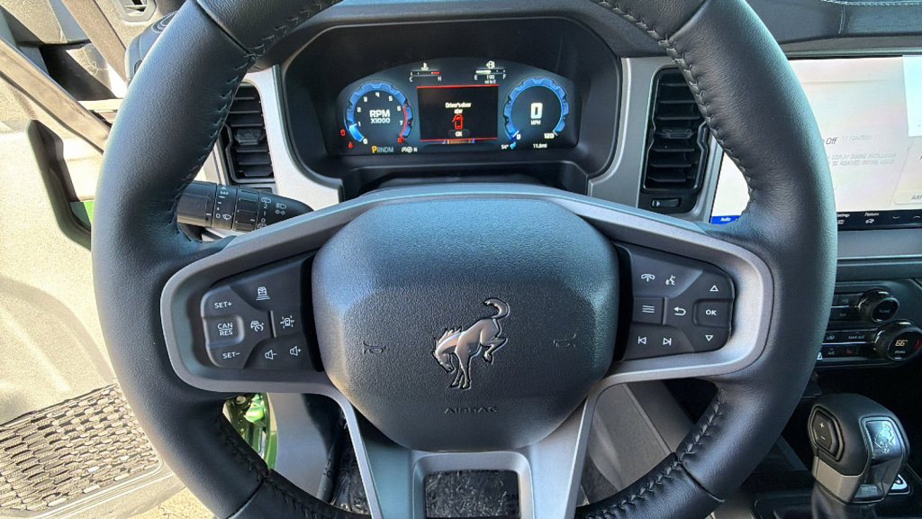 New 2025 Ford Bronco Outer Banks image 18