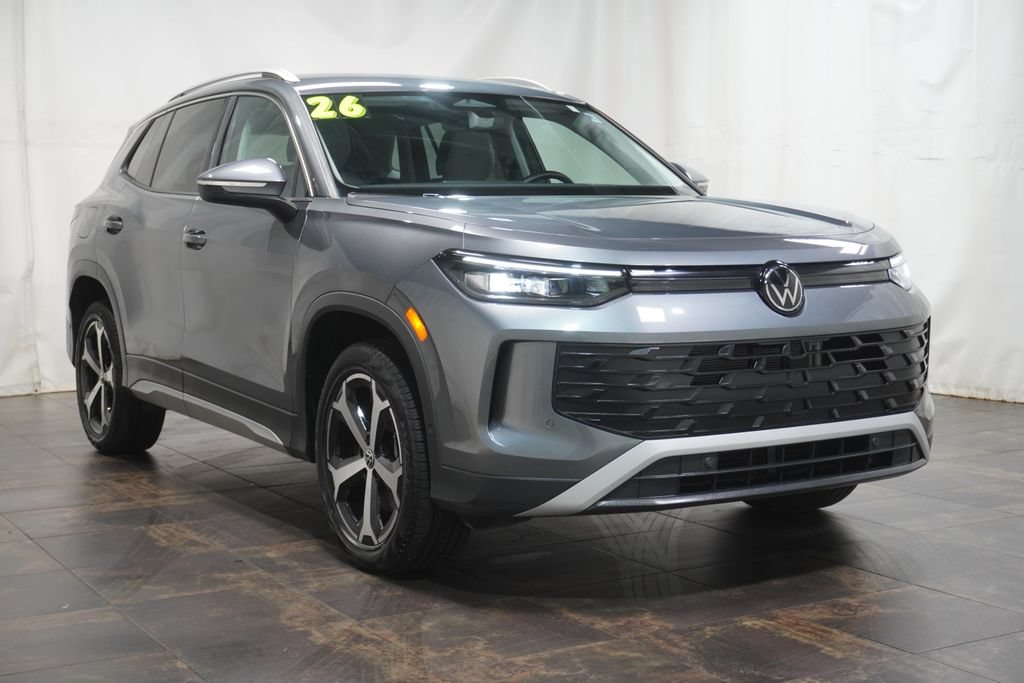 Certified 2026 Volkswagen Tiguan SE AWD/4WD image 1
