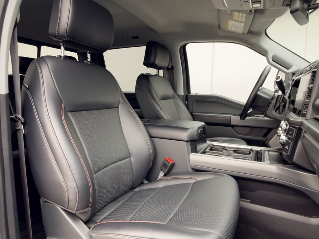 Used 2024 Ford F250 Lariat w/ Sport Appearance Package AWD/4WD image 30