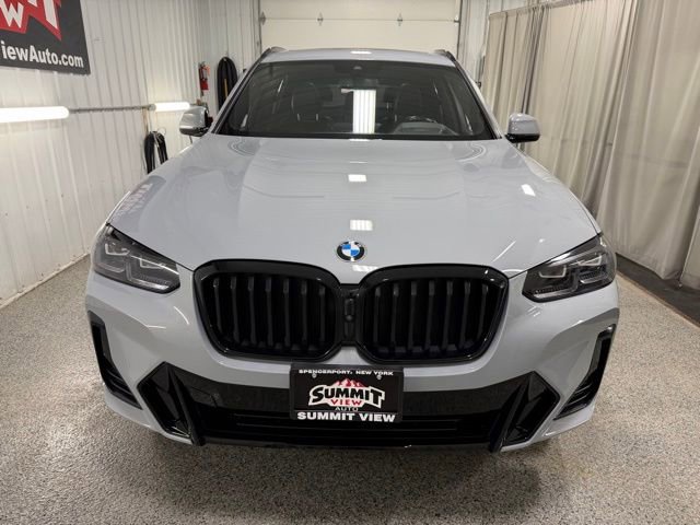 Used 2024 BMW X3 xDrive30i w/ Premium Package image 2
