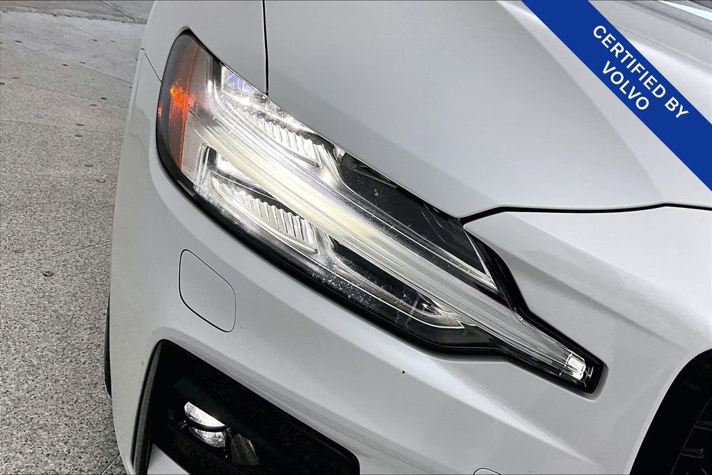 Certified 2023 Volvo S60 B5 Plus w/ Climate Package image 39
