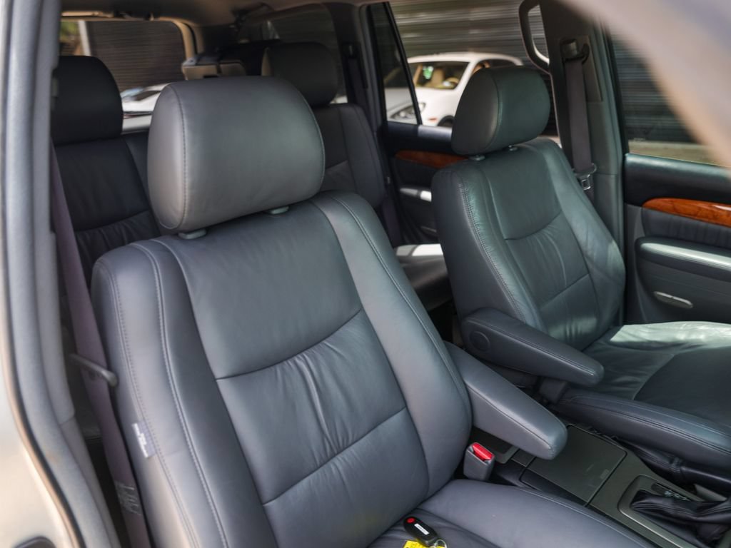Used 2004 Lexus GX 470 AWD/4WD image 41