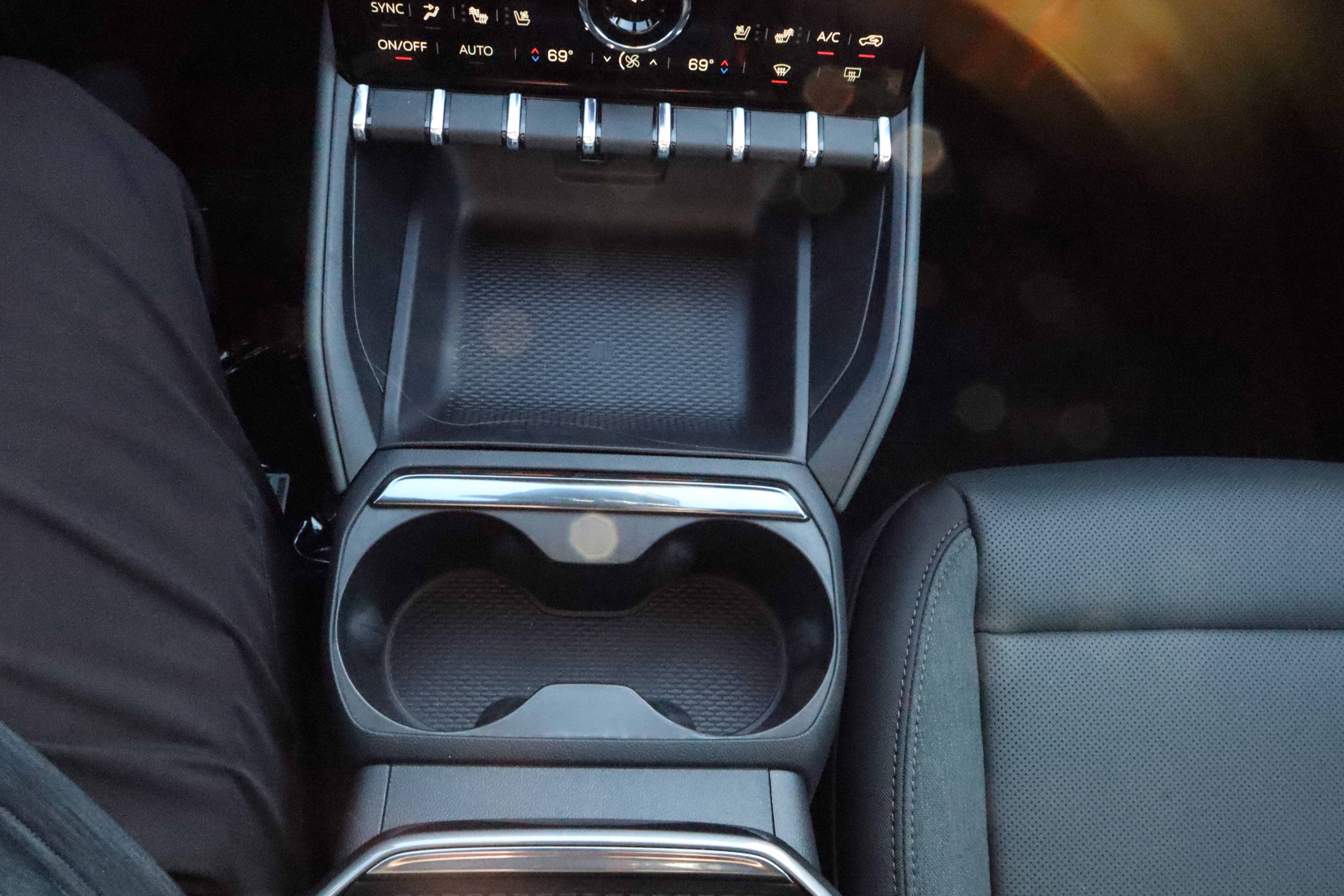 New 2026 GMC Terrain AT4 w/ Convenience Package III image 15