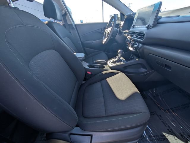 Used 2023 Hyundai Kona SEL w/ Cargo Package AWD/4WD image 4