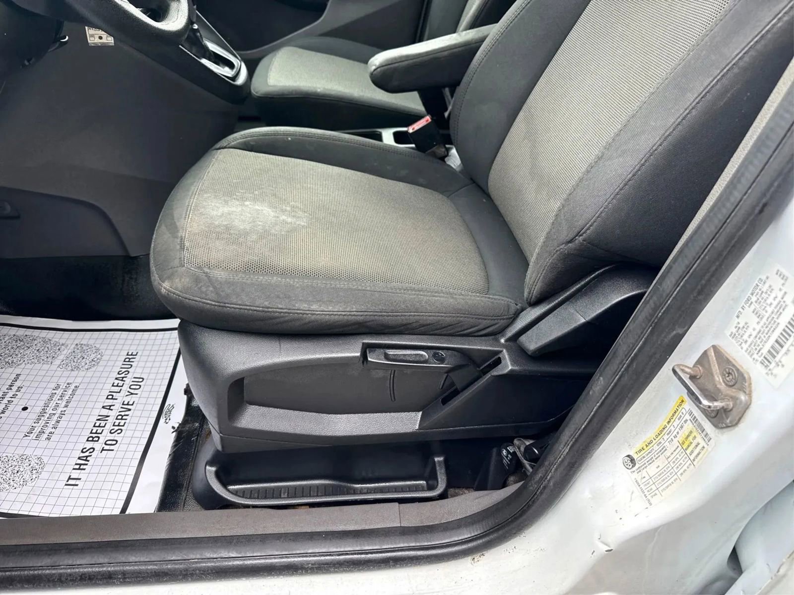 Used 2019 Ford Transit Connect XL image 18