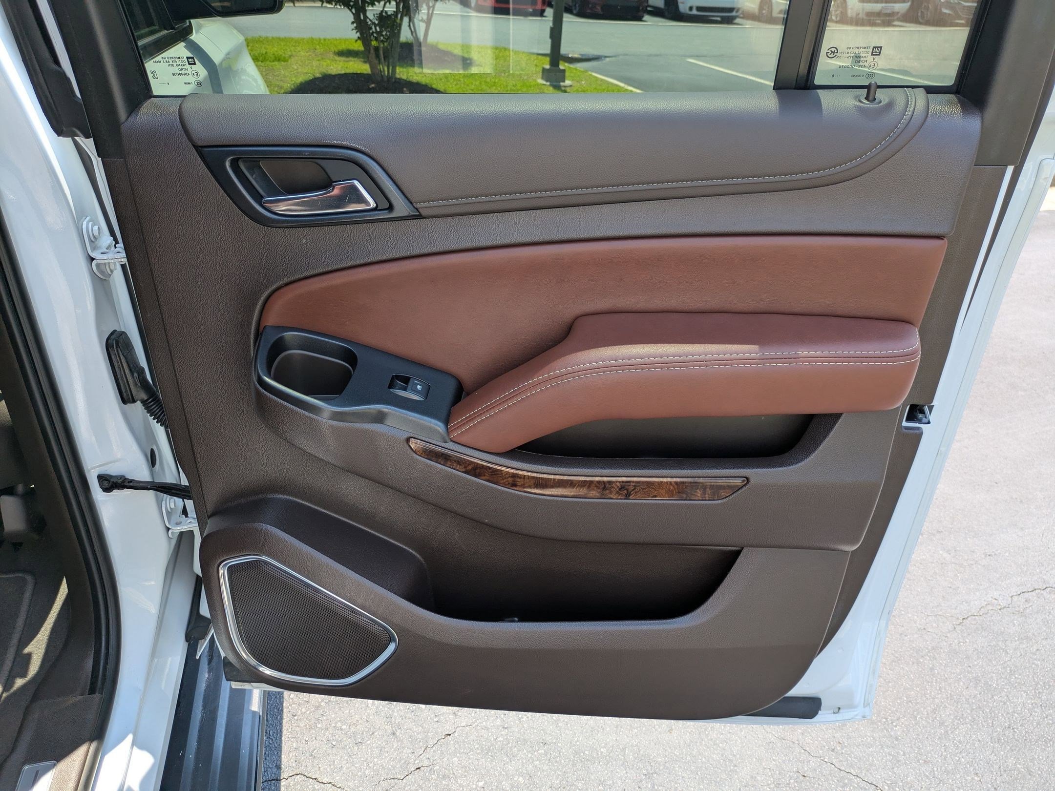 Used 2019 Chevrolet Suburban Premier w/ RST 6.2L Performance Edition image 35