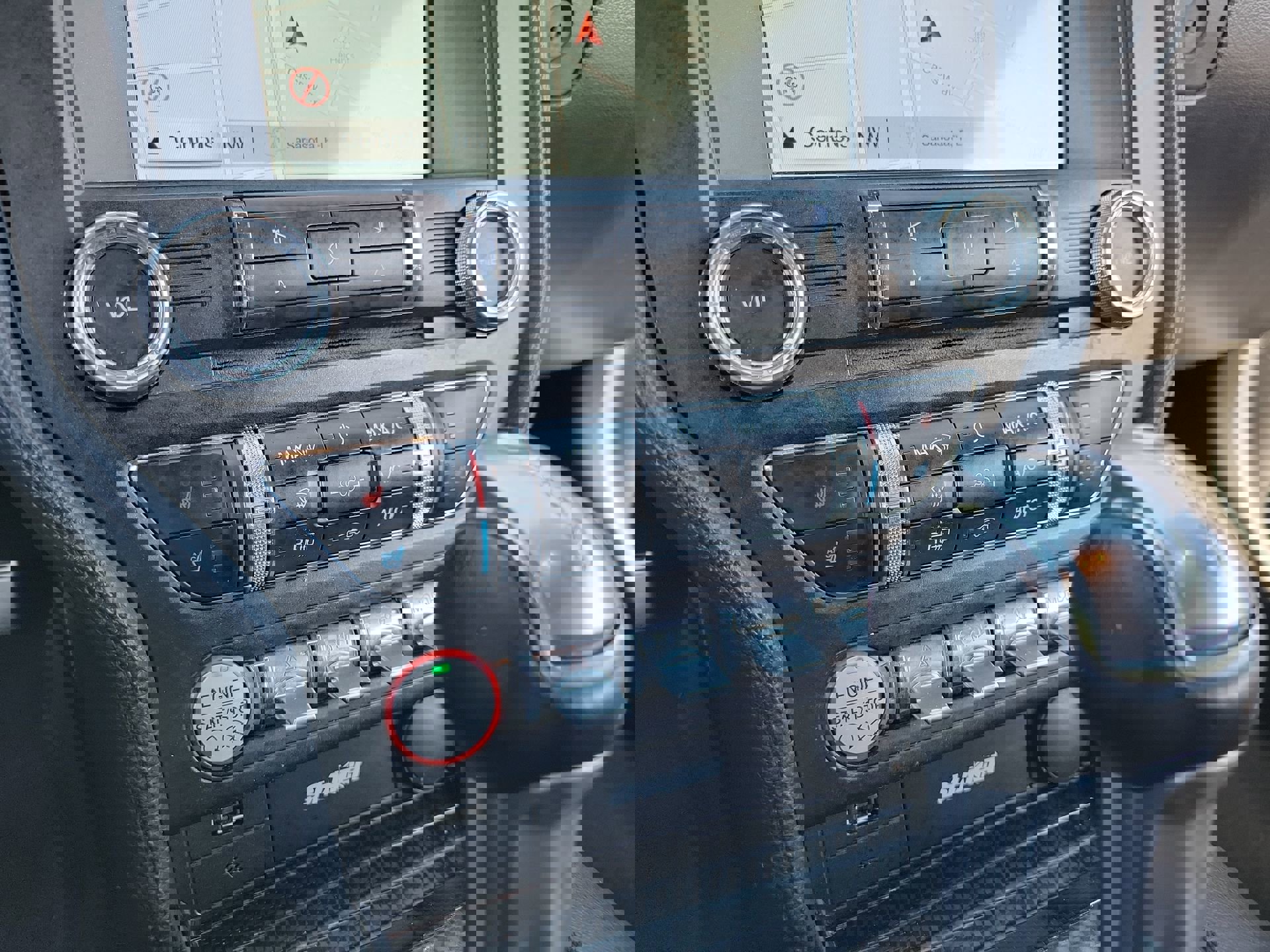 Used 2017 Ford Mustang Premium image 25