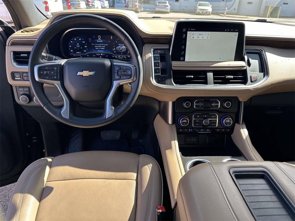 Used 2023 Chevrolet Suburban Premier w/ Premium Package 2 image 2