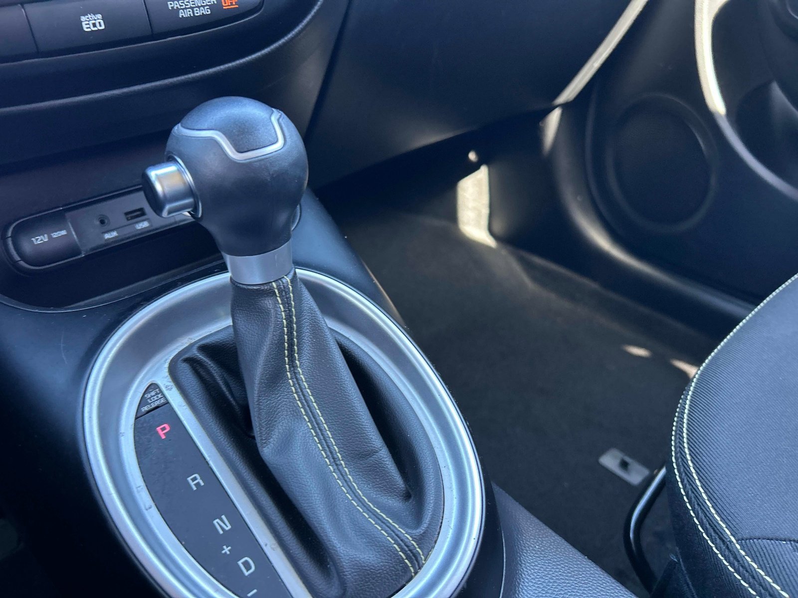 Used 2015 Kia Soul + w/ Eco Package FWD image 29