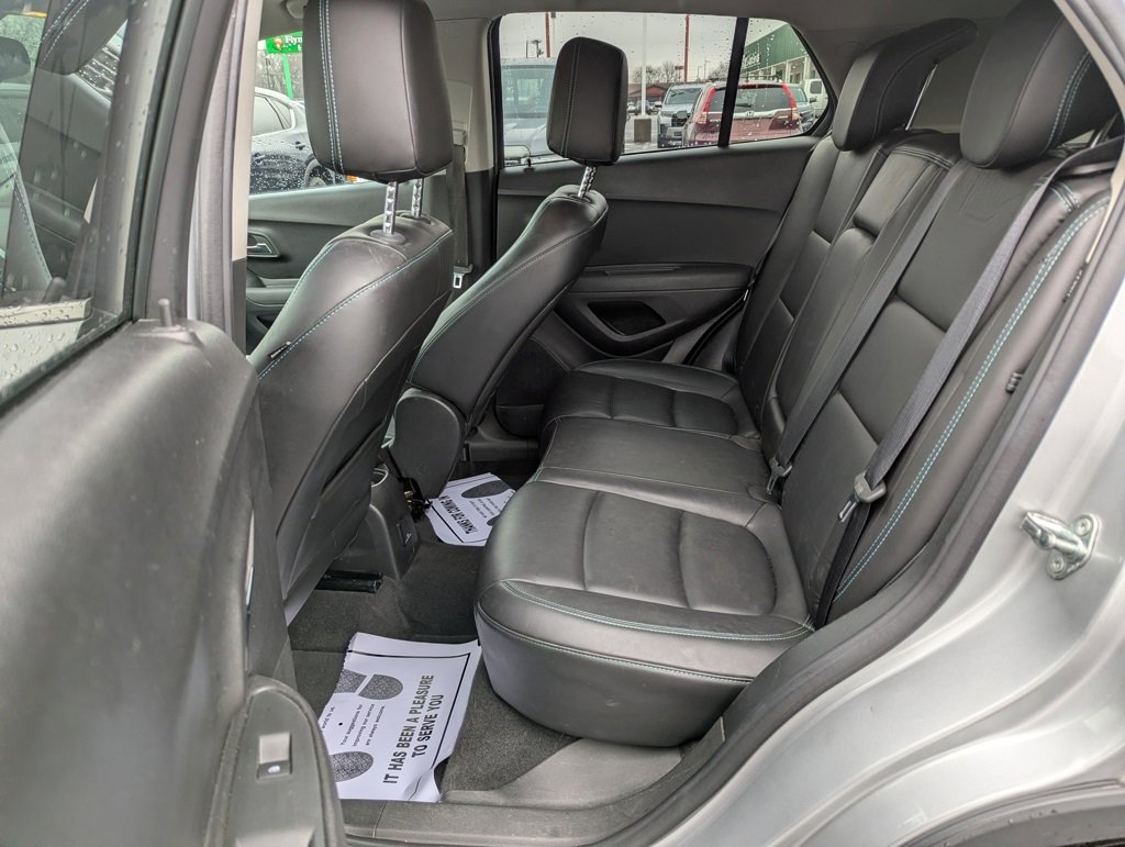 Used 2015 Chevrolet Trax LTZ image 12